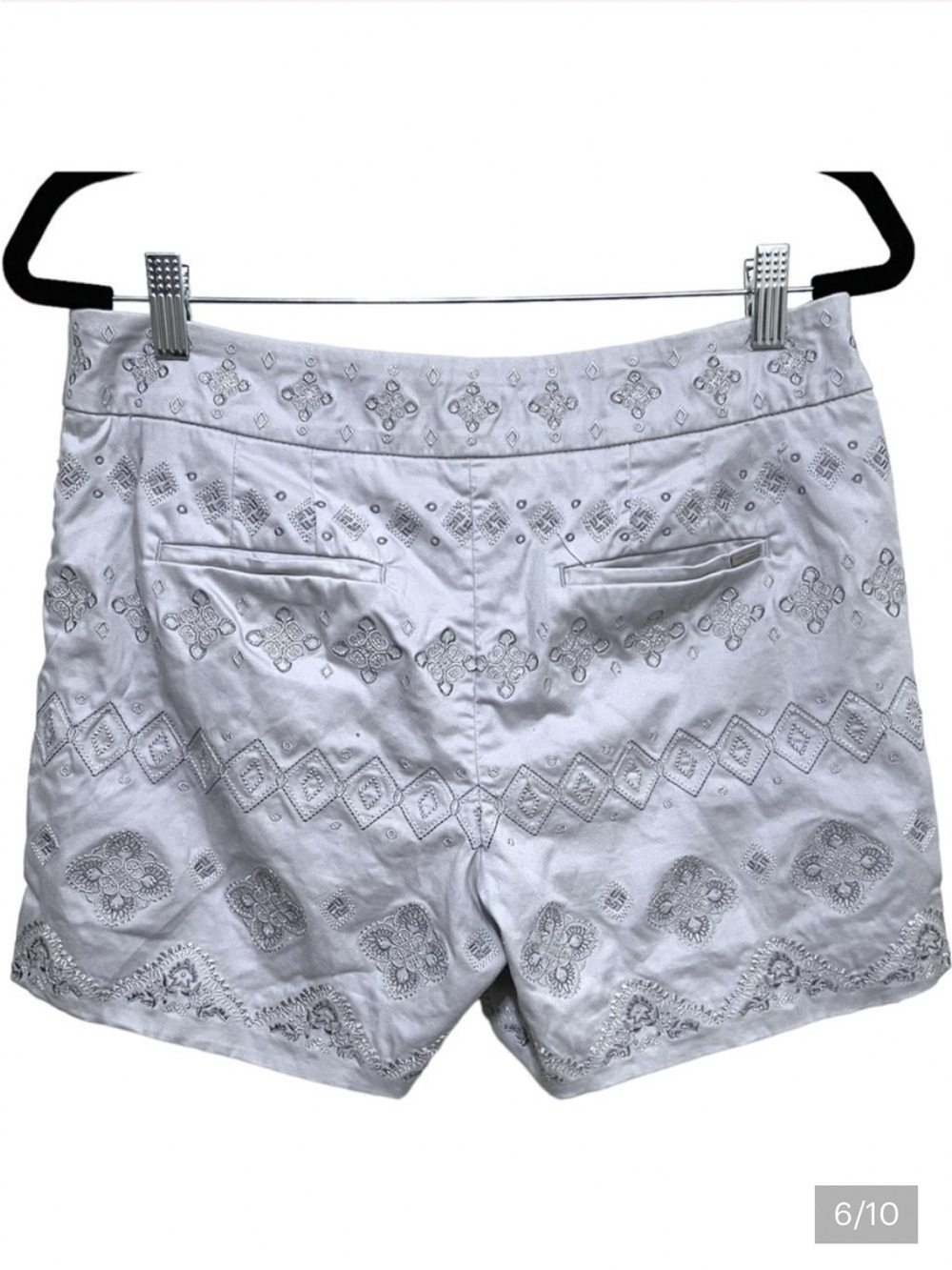 White House Black Market Light Gray Embroidered The 5” Short - Picture 5 of 10